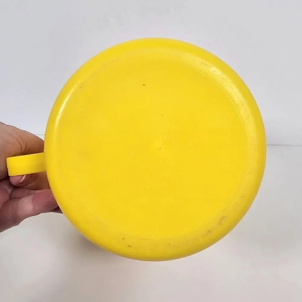 Starburst gallon plastic